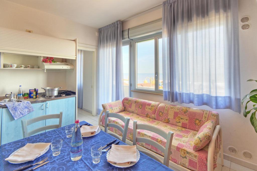 Bianchi Hotel & Residence Porto Recanati Exterior foto